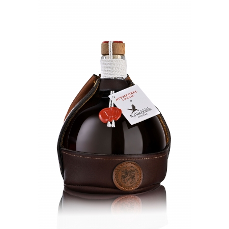 XO Bons Bois Atemporel 1960s limited edition Maison A. de Vacqueur Cognac XO Bons Bois Atemporel 1960s limited edition Maison A. de Vacqueur Cognac