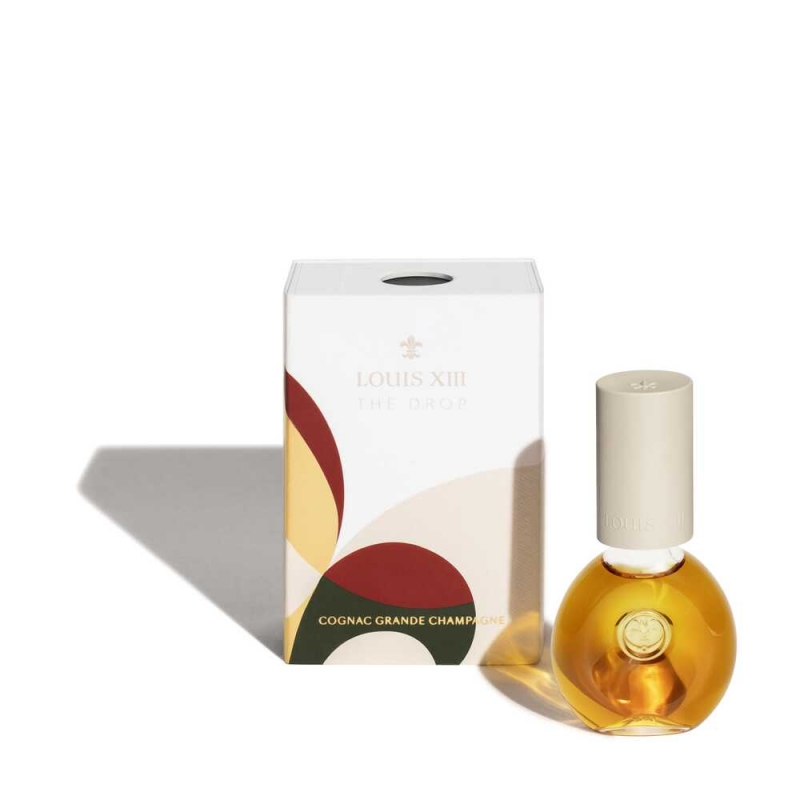 "The DROP" in Sand Louis XIII Cognac Rémy Martin