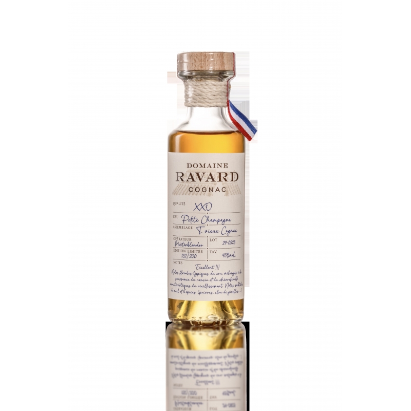 XXO Masterblender Petite Champagne Domaine Ravard Cognac limited edition